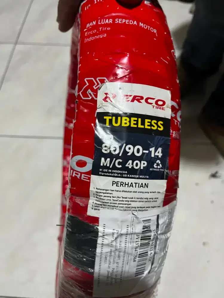 Ban tubles kondisi baru
