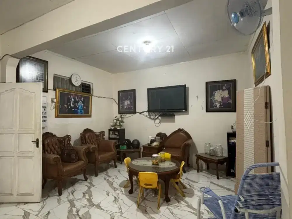 Rumah Hook Dan Kontrakan Di Bintara Bekasi LT 185m 5 KT Siap Huni