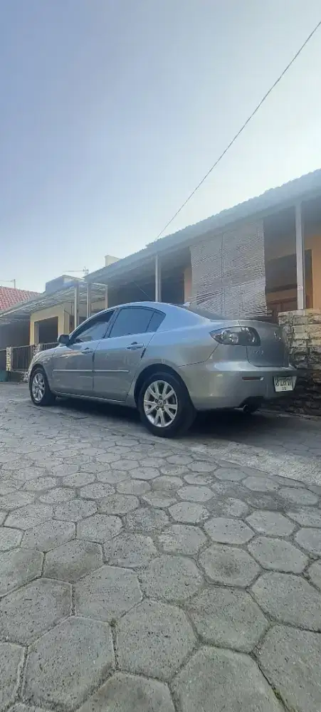 Mazda 3 sedan manual