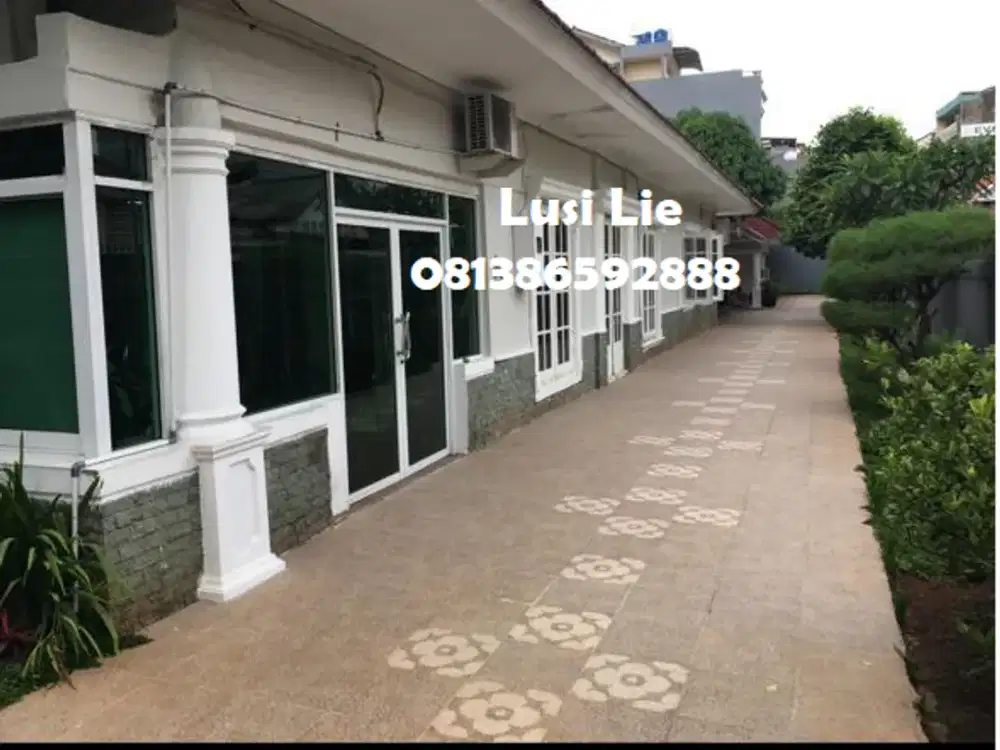 Rumah besar area komersil Jl. Kartini Raya luas 880m, Hoek ,rapi