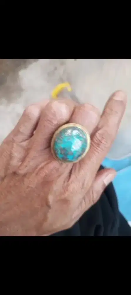 Pirus badar perak mumbul ring kuningan