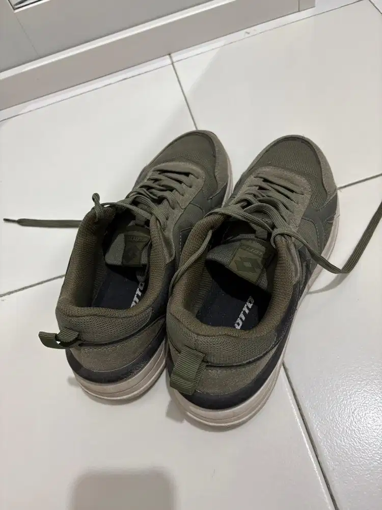 Sepatu Brand Lotto @ Yongki Komaladi