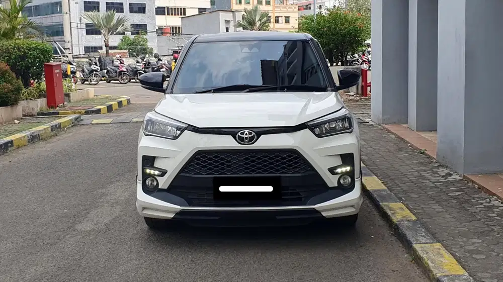 Toyota raize turbo s cvt gr sport tss two tone 2022 putih pajak panjan