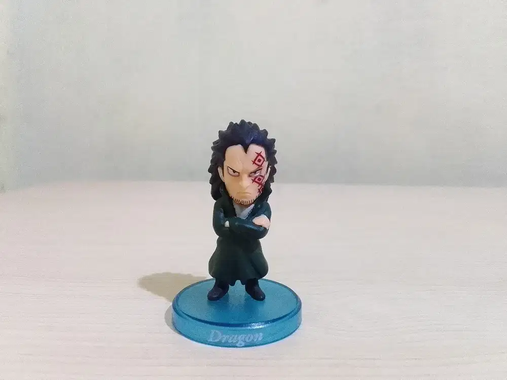 Figure gashapon one piece Monkey D Dragon