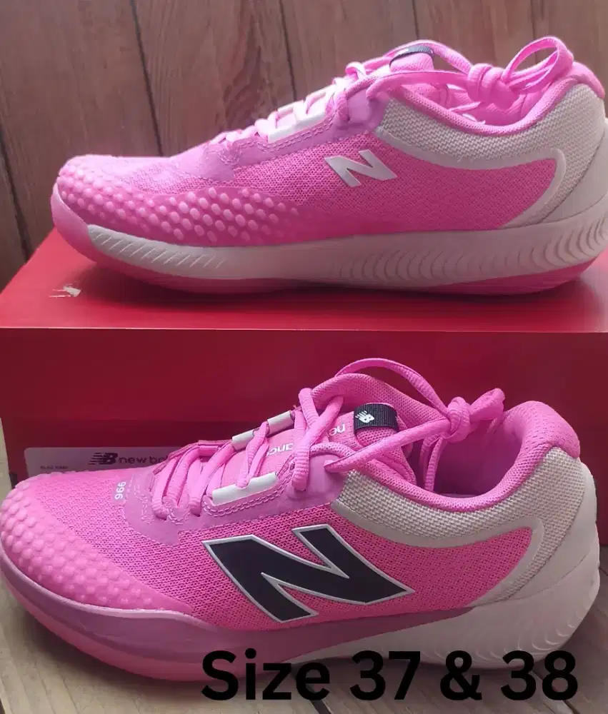 Sepatu Tennis Original New Balance Size 37 & 38