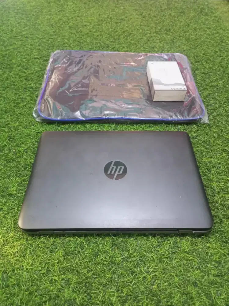 Laptop Slim HP 820 i5 Gen5