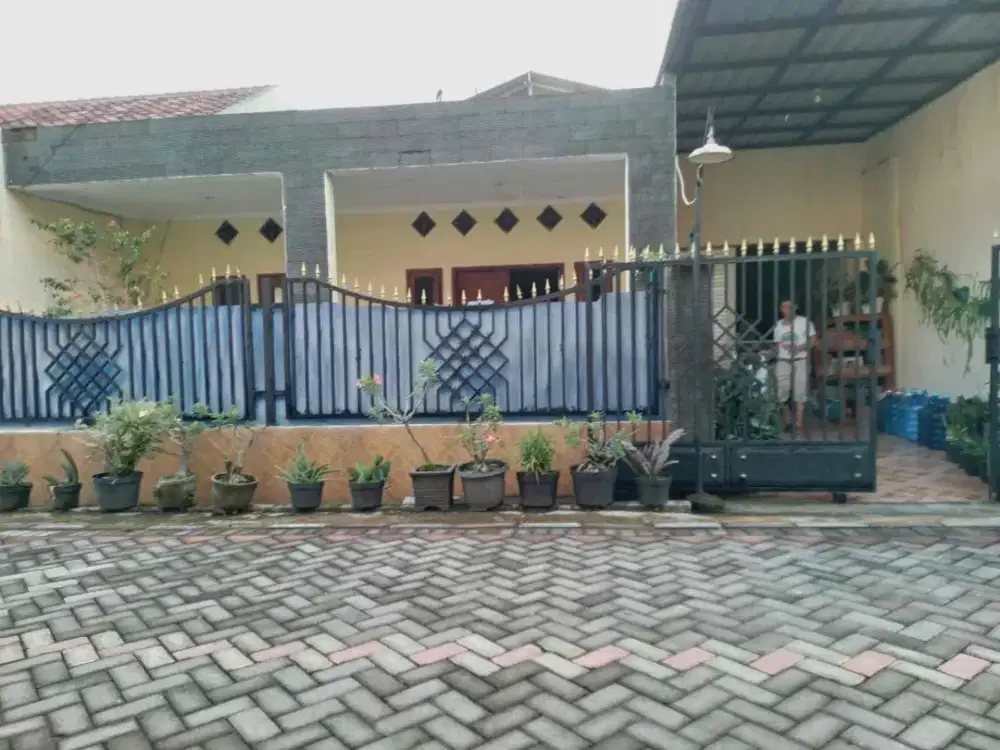 Dijual Rumah Balas Klumprik Surabaya