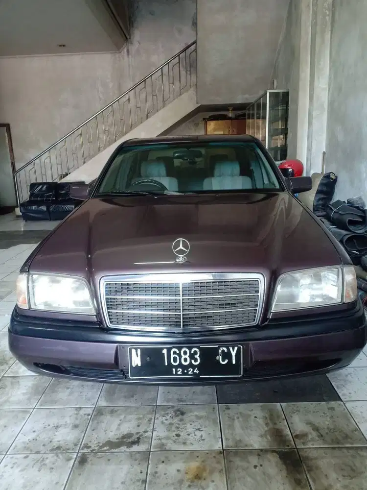 Mercedes-Benz C200 2.0 Bensin MT Manual 1996