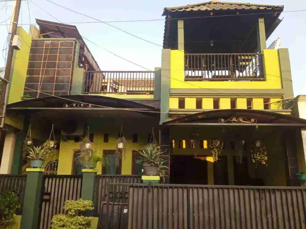 Dijual Rumah 2 Lantai Rapi Siap Huni Di Perumahan BJI Bekasi Timur