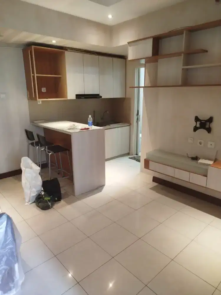 Disewakan Apartemen Gading Greenhill, nyaman, strategis, dekat Mall