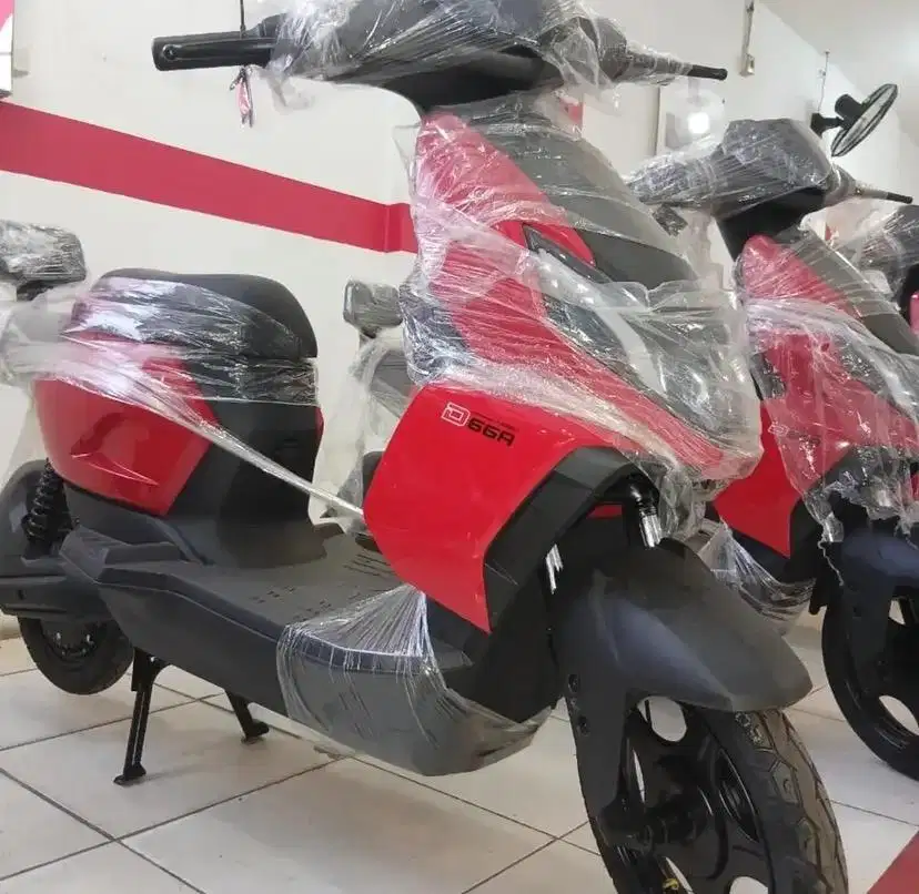 SELIS UWINFLY D66A RED