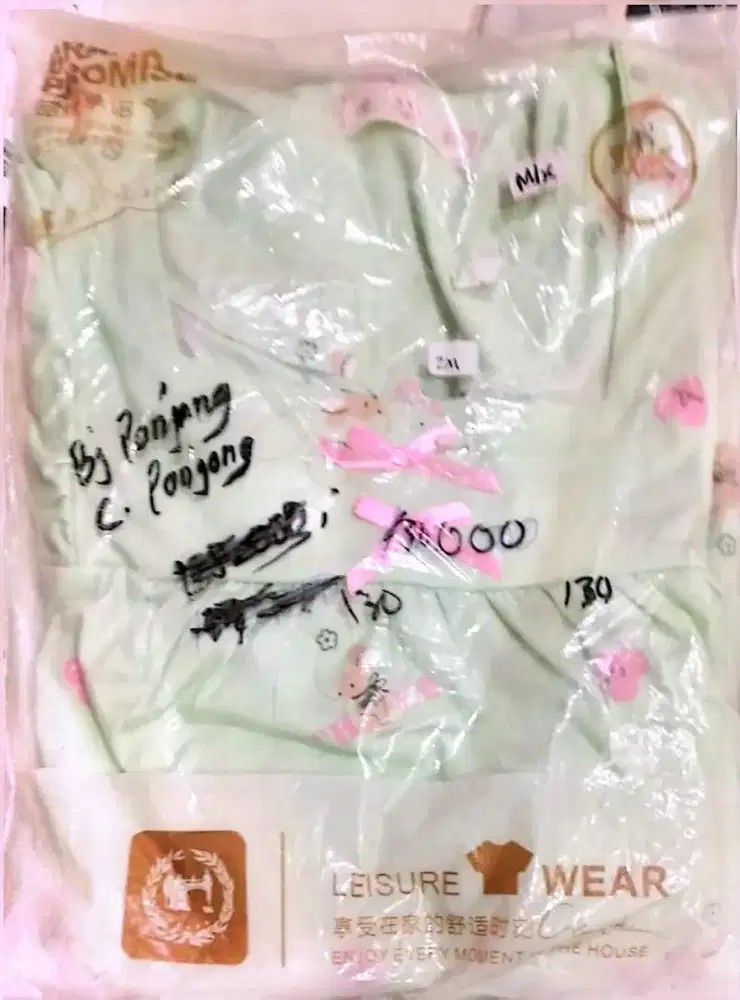 Baju Lengan Panjang dan Celana Panjang