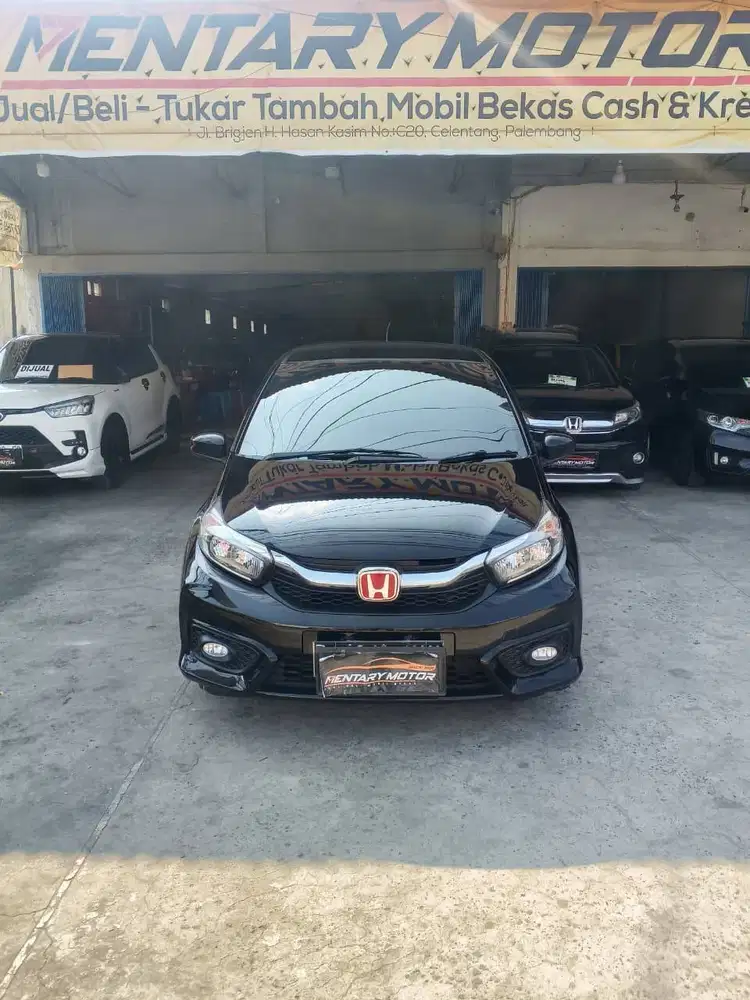[KM 68RB] Honda Brio 1.2 E Hitam Metalik CVT Automatic 2019 Terawat OK
