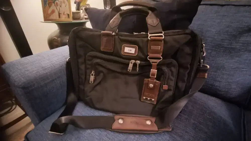 TUMI Alpha Bravo YUMA Original