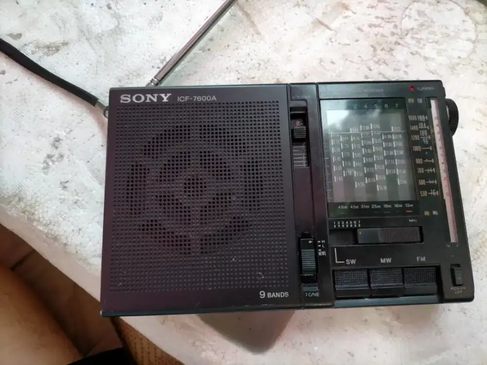 Radio Sony ICf 7600A