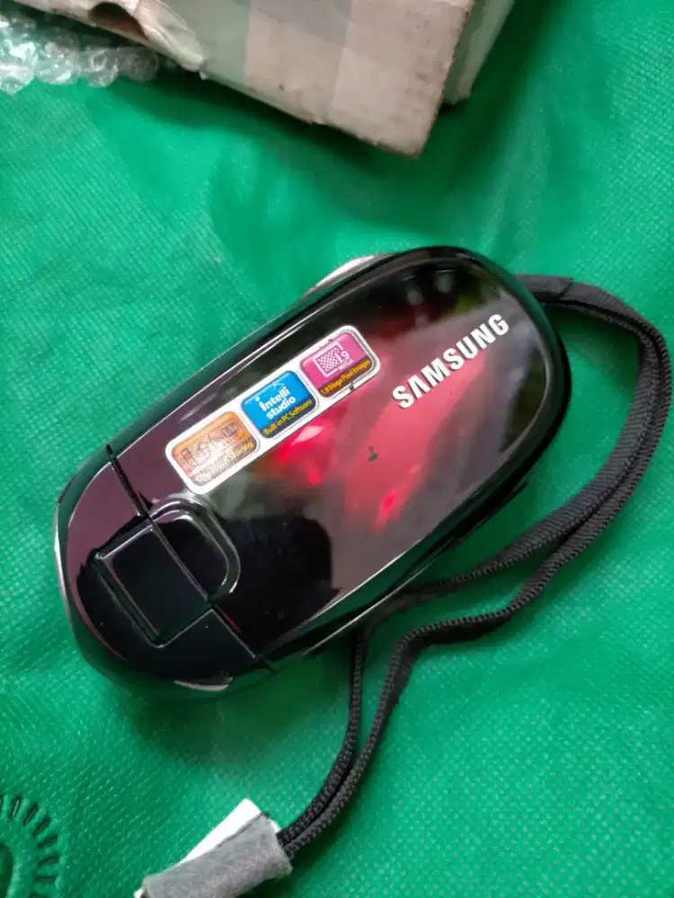 Handycam camera Samsung