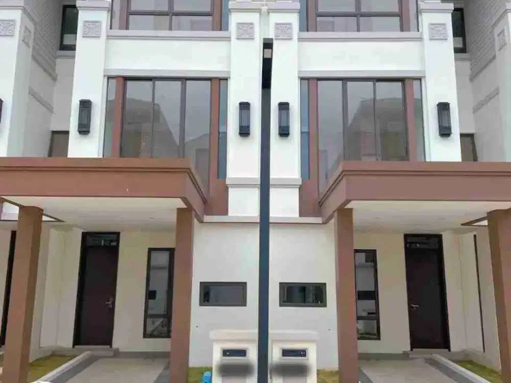 Disewakan Rumah Baru 3 Lantai Lavon Swan City Harga Termurah