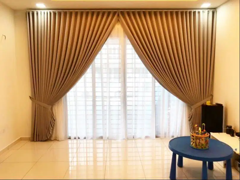 Jasa Pasang Gorden Custom Wallpaper Dinding 3D Gordyn Hordeng Korden
