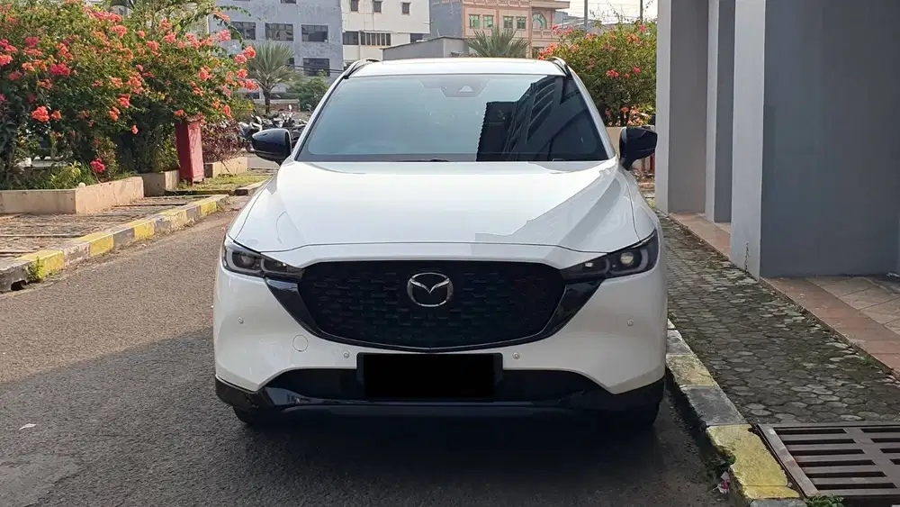Mazda CX5 CX-5 Kuro Edition Putih 2022 Like New Low KM 30rb Record