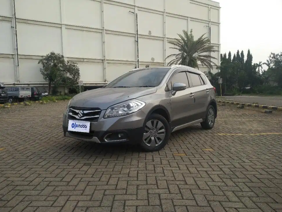 TDP 7, JT Suzuki SX4 1.5 S-Cross Bensin-MT Abu 2016