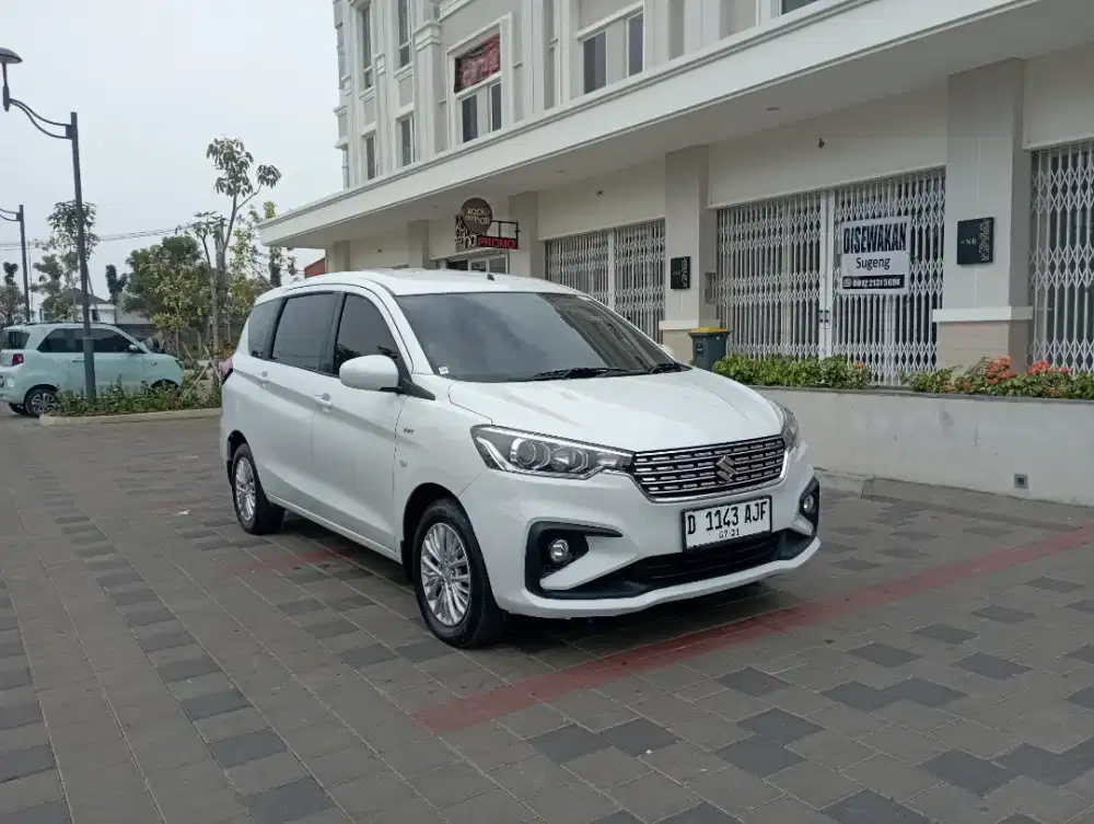 Suzuki ertiga gl matic 2021 dp 9 jt