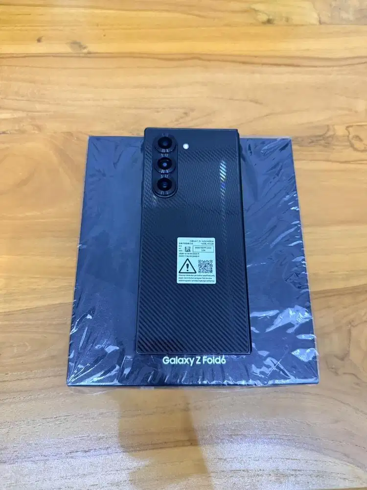 Samsung Z Fold 6 12/512Gb