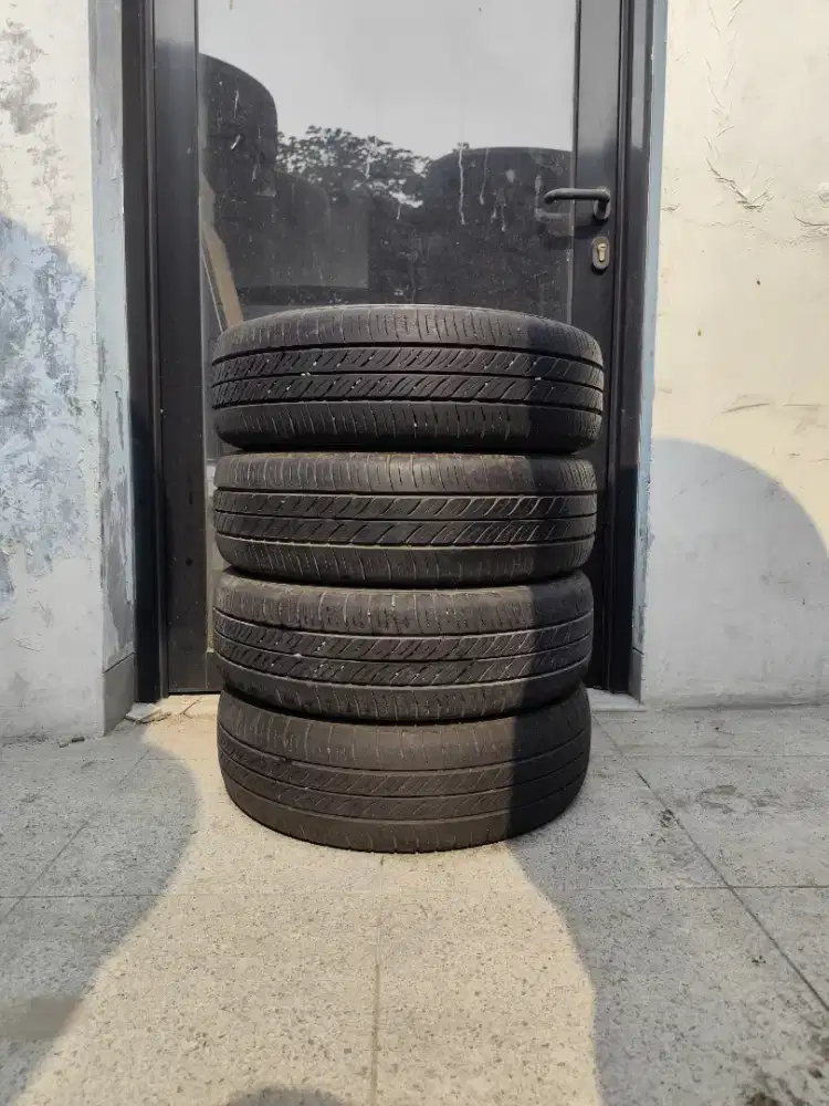 Ban second dunlop 175 65 14