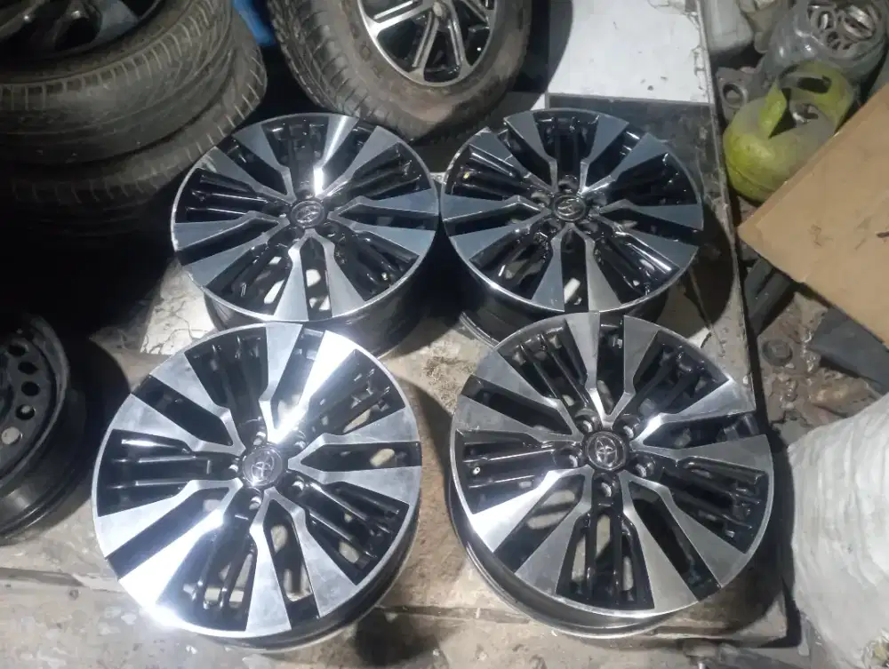 Velg replika Alphard r18 5x114