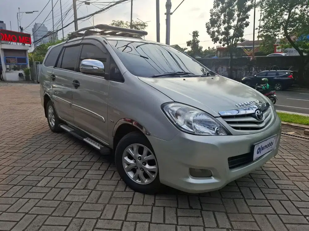S [DP 0%] Toyota Kijang Innova 2011 SMT