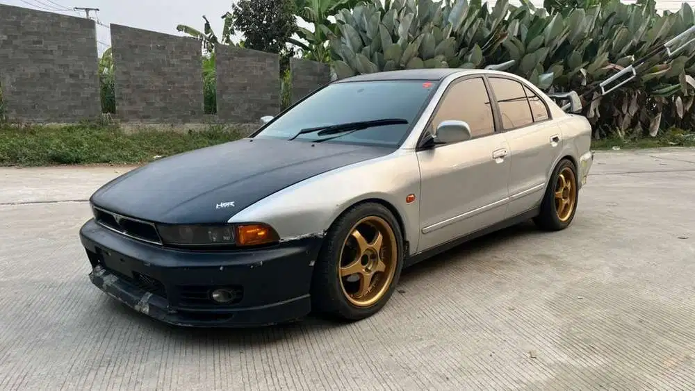Mitsubishi Galant 1999 Bensin