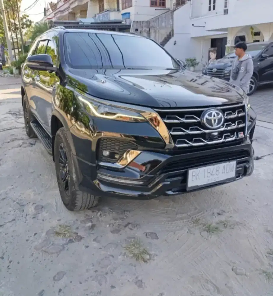 Dijual fortuner gr 2,8 2022 akhir