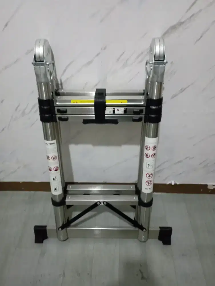 Tangga Teleskopik 1,7M