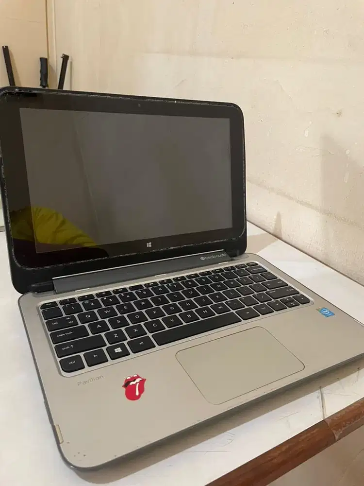 LAPTOP HP Pavilion 11 x360 PC