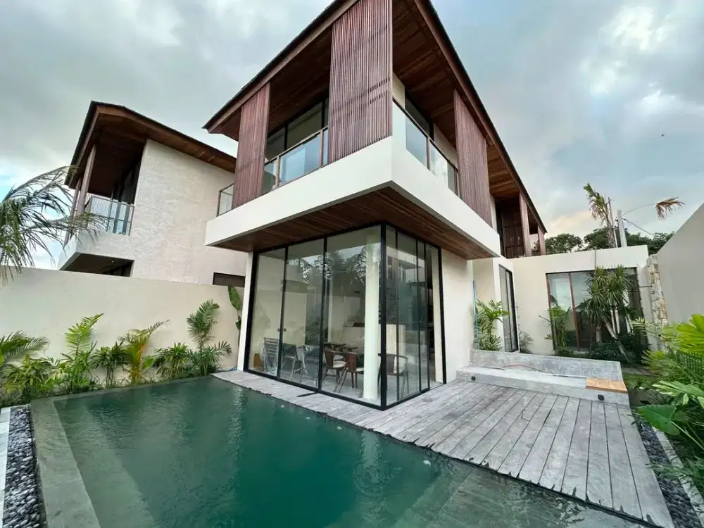 Di jual villa di pantai nyanyi tababan dekat canggu bali