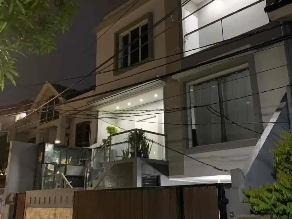 HARGA TURUN 200JT! Rumah Besar Kelapa Gading 3,2M NEGO – SHM