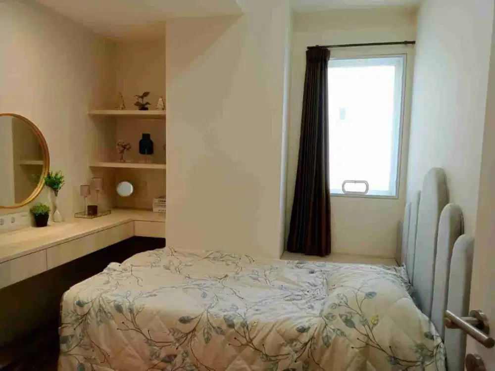 Very Spesial‼Disewakan Apartemen Puncak Dharmahusada 3 BR Full Furnished Mewah