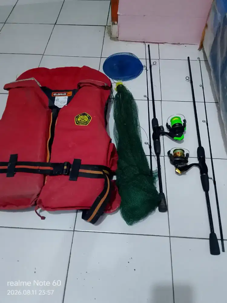 Perlengkapan lengkap memancing