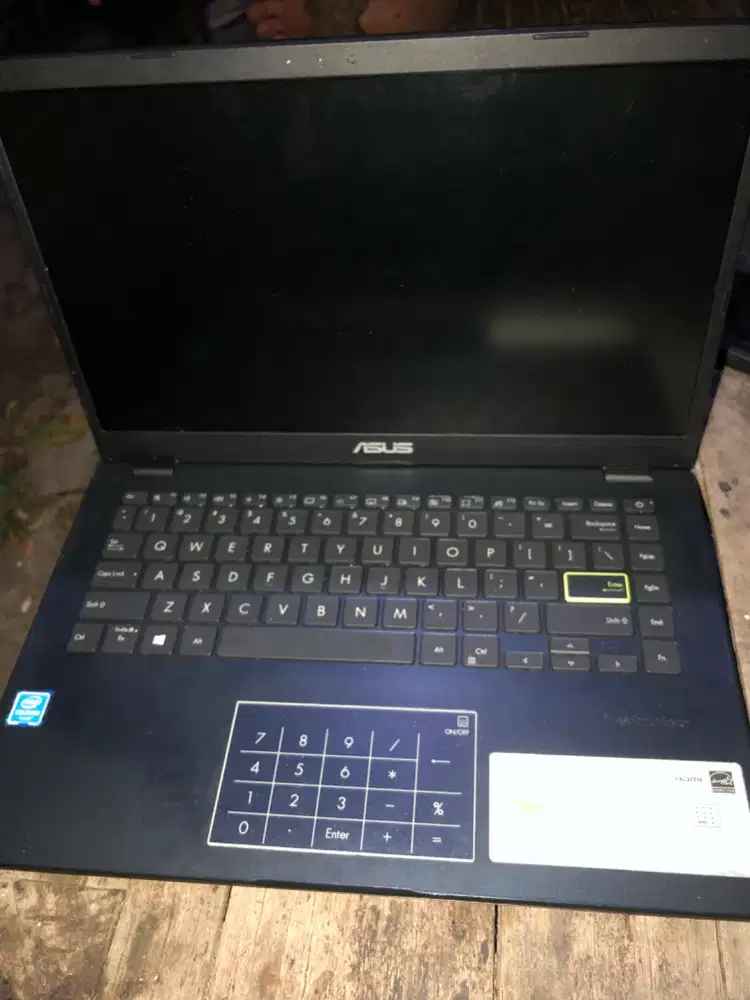Laptop asus ( jual cepat )