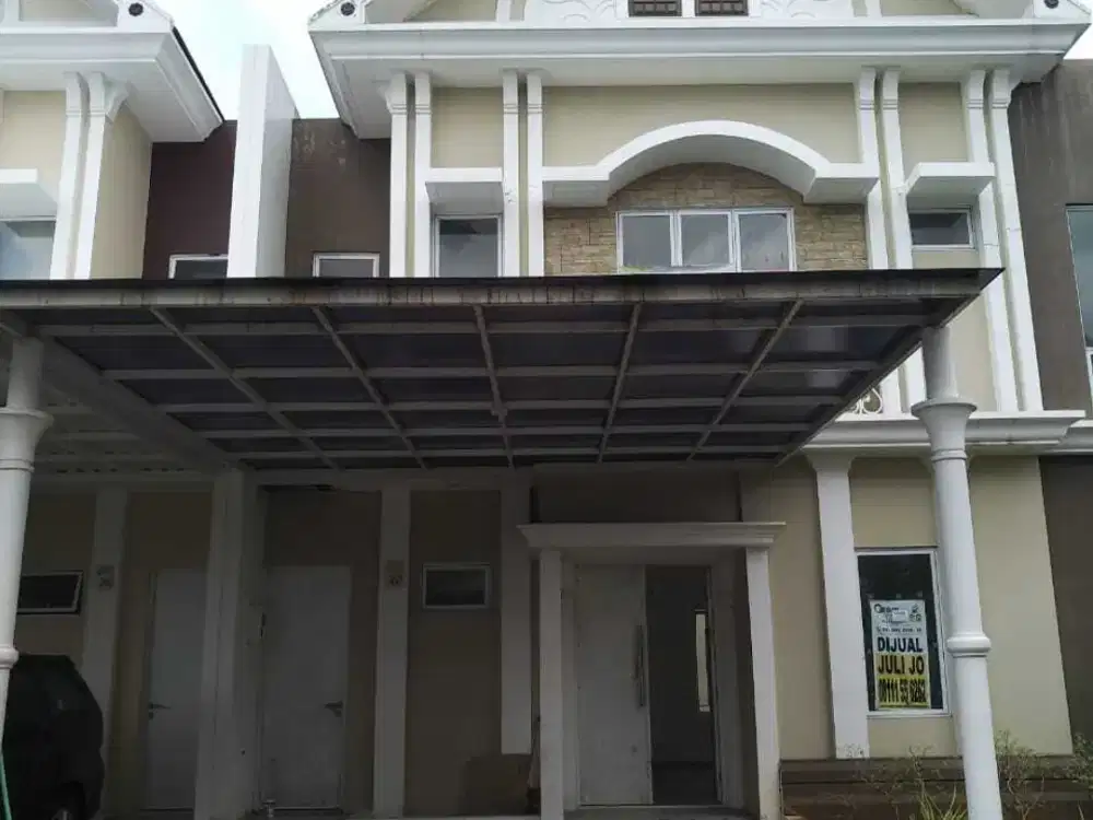 Jual cepat Rumah lokasi bagus  di Thames JGC Cakung Jakarta Timur