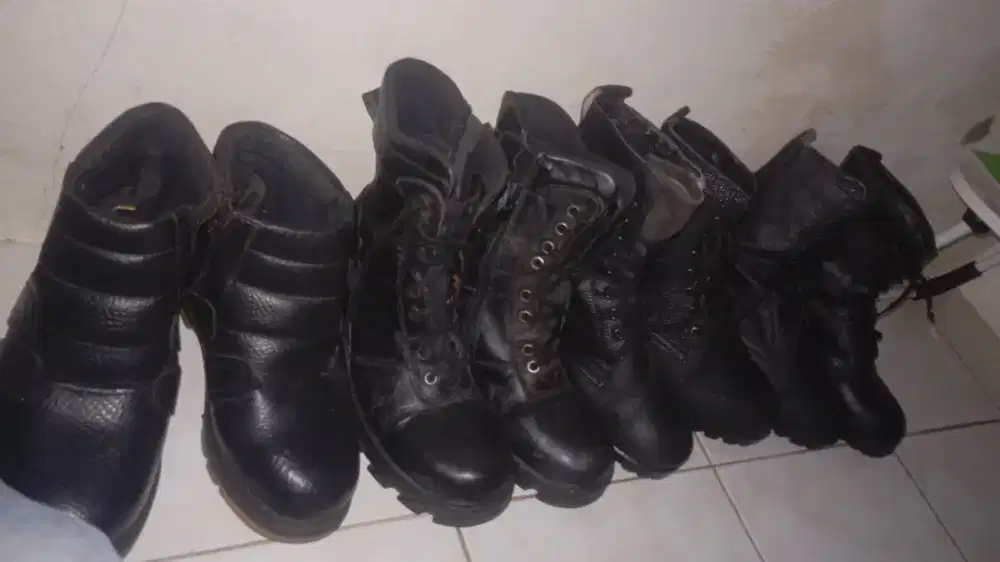 Sepatu PDL safety dan biasa