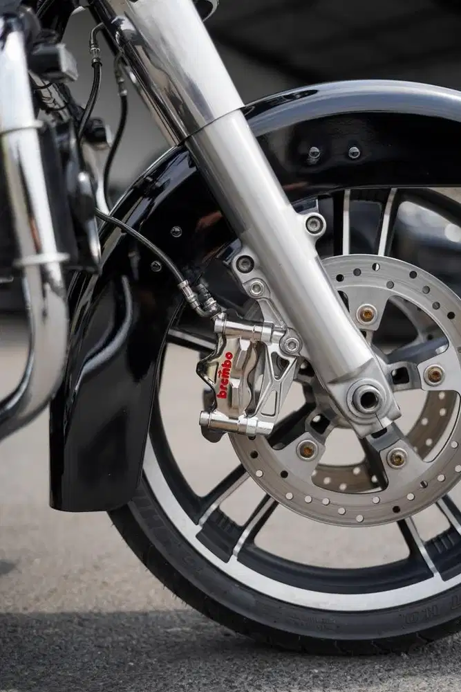 TERMURAH SE INDONESIA HARLEY DAVIDSON STREET GLIDE 2016 FULL PAPER