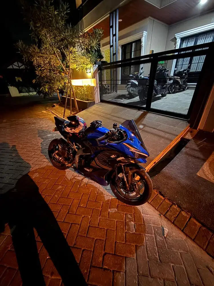 ZX25R 2021 Blue Plasma