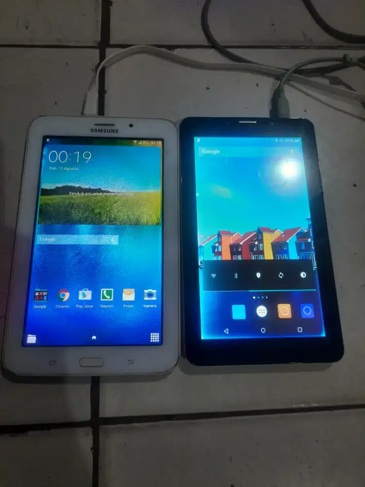 Dijual tab sesuai pic samsung dan advan normal sentuhan aman.