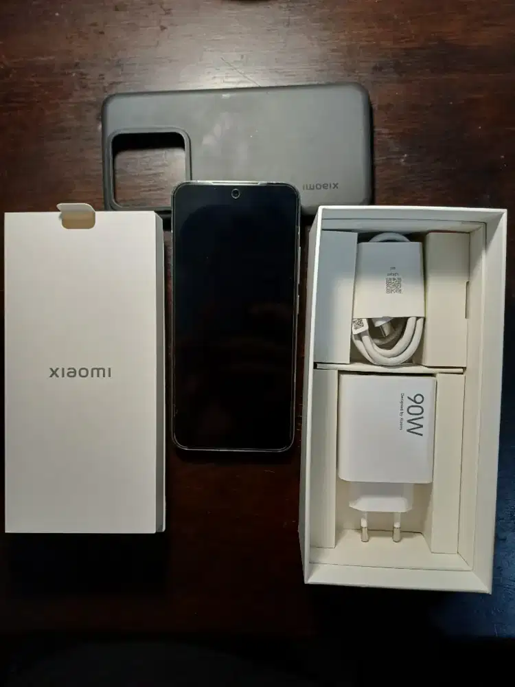 XIAOMI 14 5G FULL SET ORIGINAL PUTIH