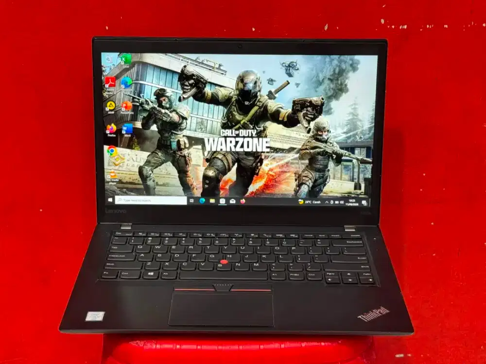Lenovo Thinkpad T460s  Prosesor Intel core i7-6600U/Ram 8GB/SSD 256GB