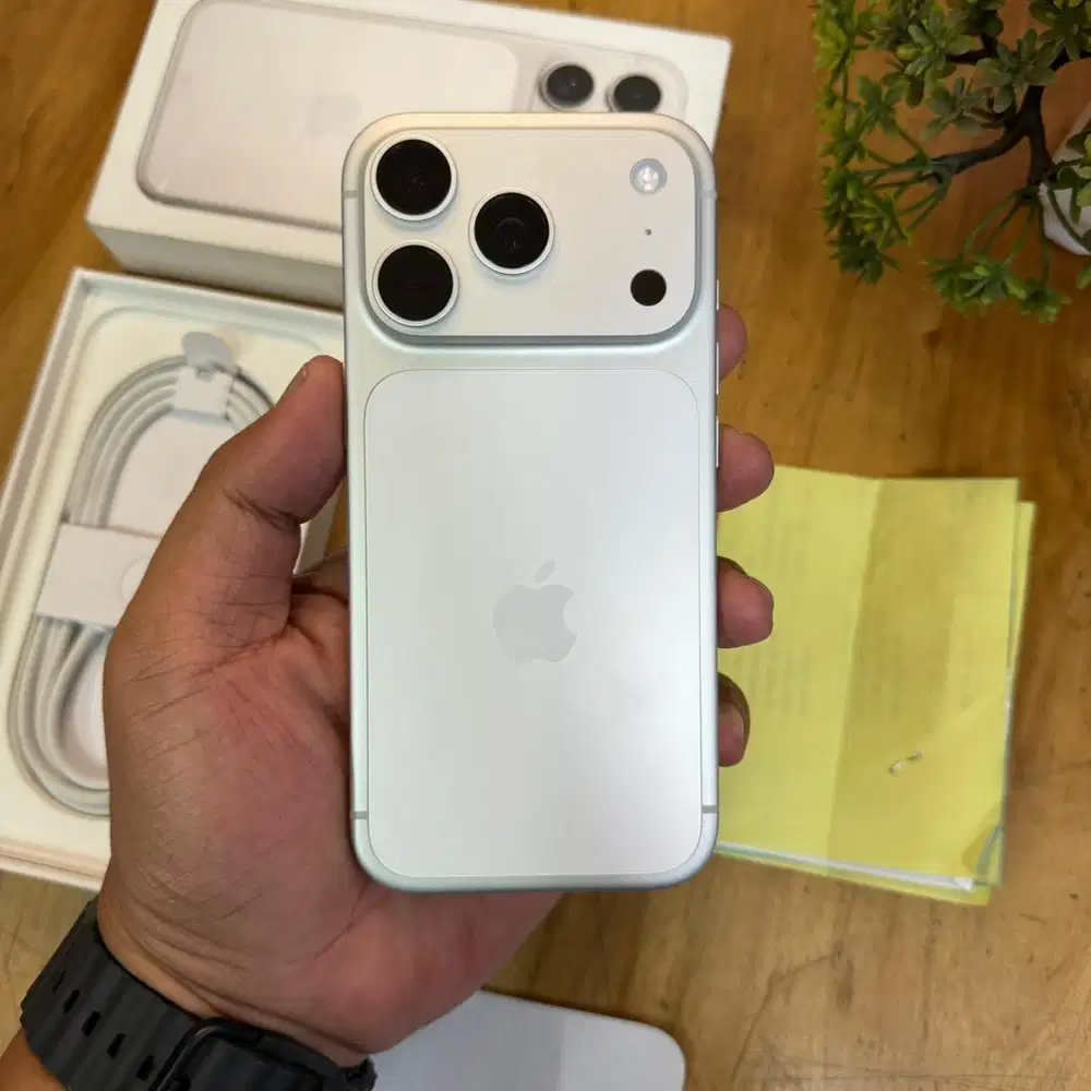 Dual nano sim iPhone 17 pro 1TB Silver BH 100% Pajak resmi bea cukai