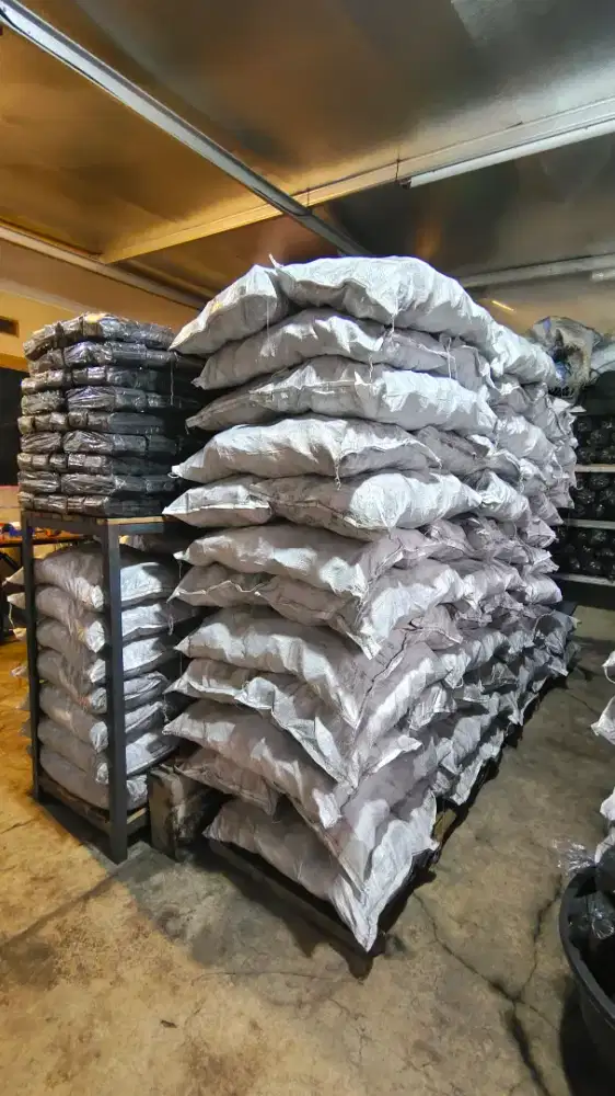 DIBUTUHKAN 1 ORANG KARYAWAN PRIA UNTUK HELPER GUDANG FULLTIME