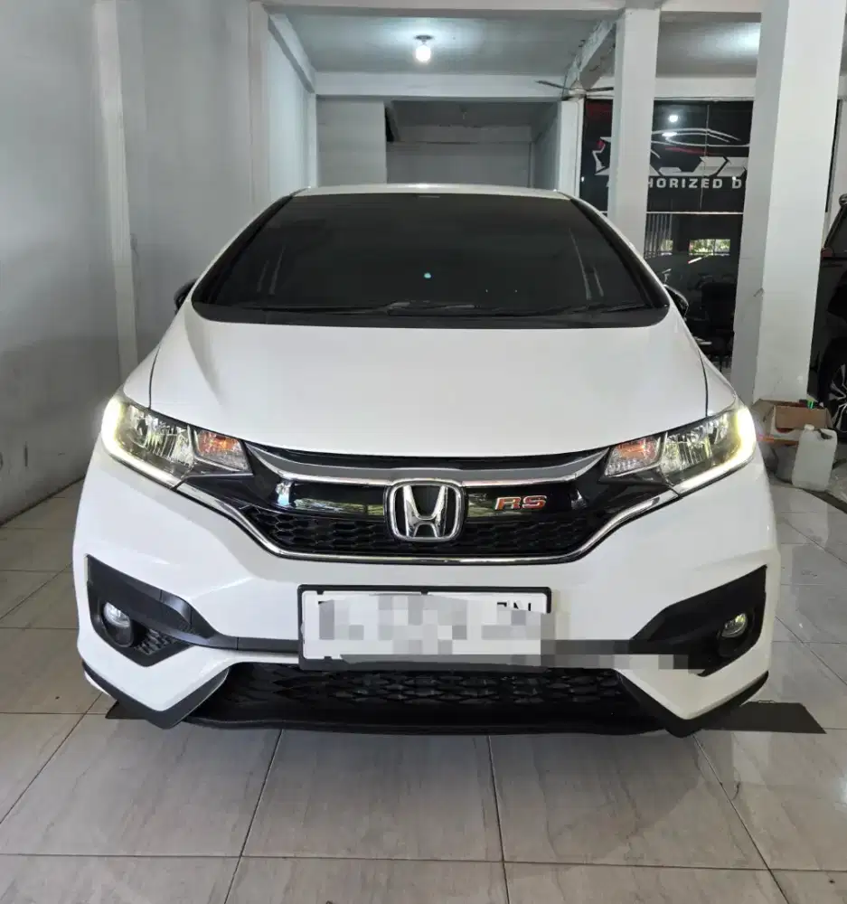 Honda Jazz RS tahun 2019 metic