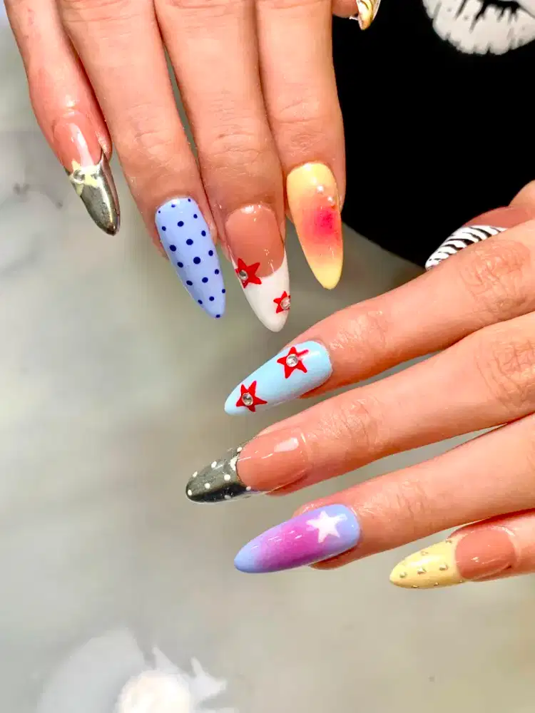 D butuh kan yg bisa nail art eyelash