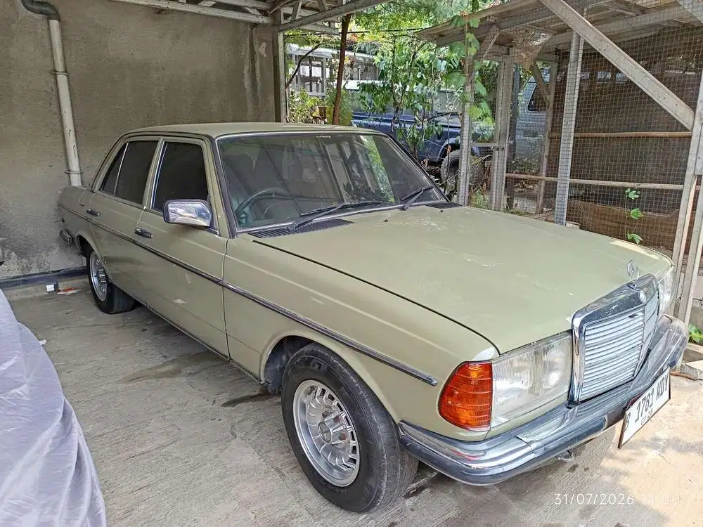Mercedes-Benz E280 1984 Bensin